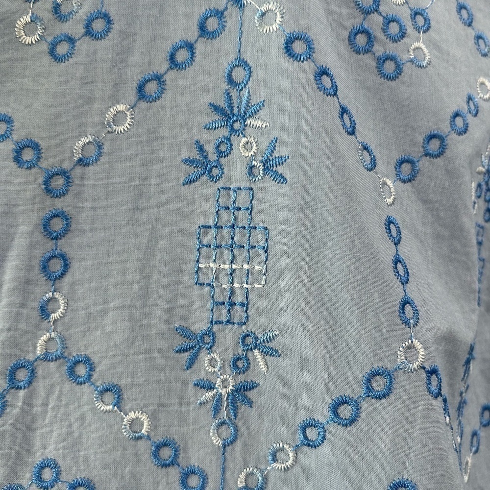 Chico's 100% Cotton Tunic Blouse Sz XL Embroidered Roll Tab Sleeve Cottage Core - Picture 4 of 8